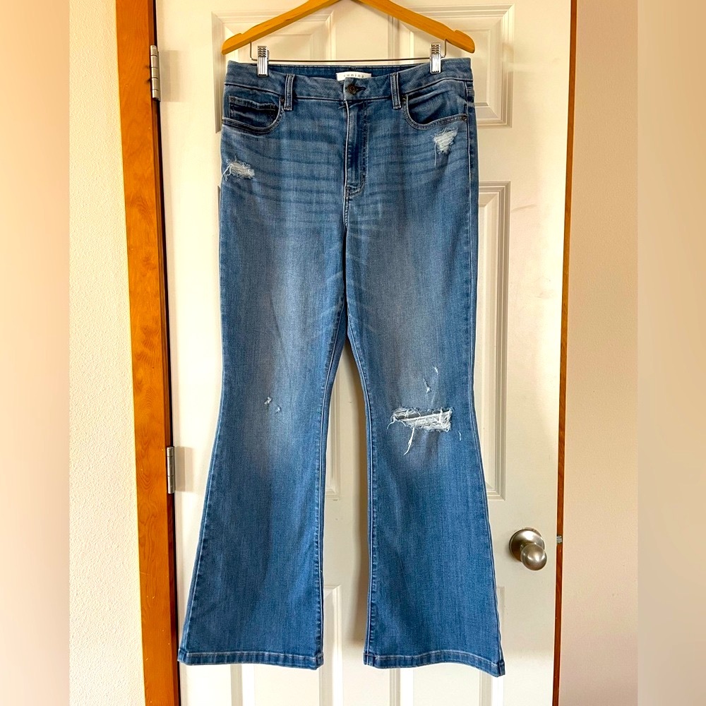 New! Eunina flare denim with ample stretch